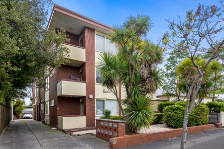 6/18 Airlie Avenue, Prahran VIC 3181 - Apartment For Rent | Domain - Photo 3