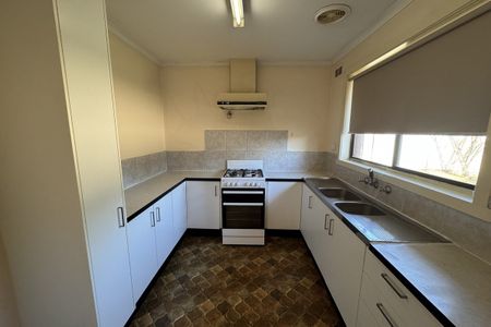 TWO BEDROOM UNIT! - Photo 4
