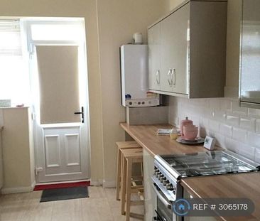 1 bedroom flat to rent - Photo 6