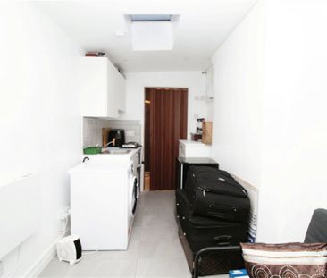 Riddlesdown Road, Purley - Photo 2