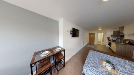 Studio to rent - Photo 2