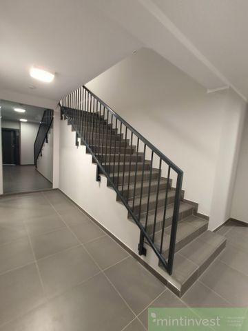 2-pokojowe mieszkanie z ogródkiem, Małe Błonia. - Zdjęcie 5