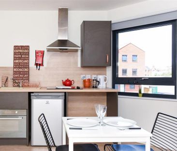 Studio to rent - Photo 5