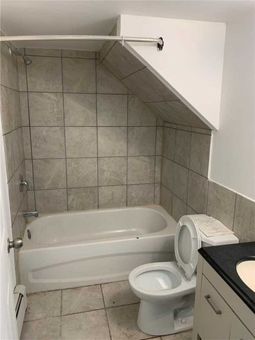 For Lease - 108 Queenston Street Unit# 1, St. Catharines, Ontario - Photo 2