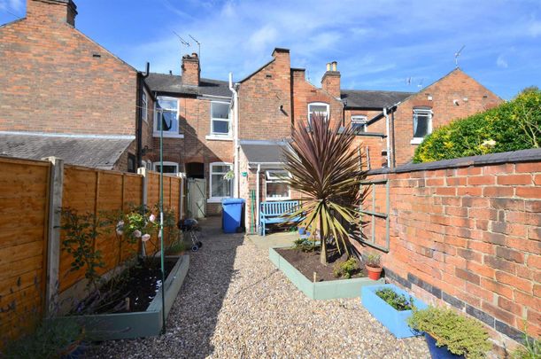 13 Kirk Street, Chester Green, Derby, DE1 3SB - Photo 1