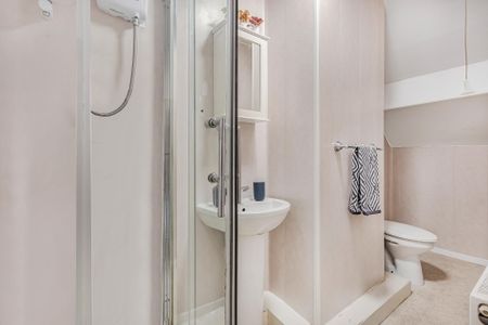 9 BROOKFIELD ROAD Leeds - LS6 4EJ - Photo 5