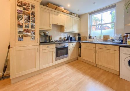 3 bedroom townhouse to rent - Photo 5