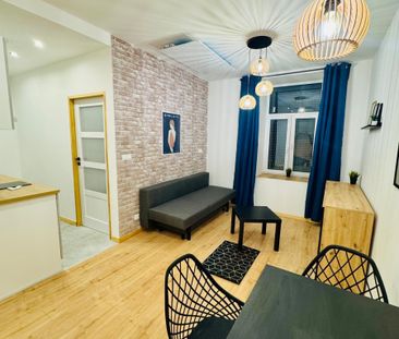 DWUPOKOJOWE mieszkanie tuż po generalnym remoncie - Zdjęcie 1