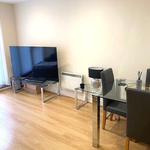 1 Bed Flat, Heron House, RG2 - Photo 1