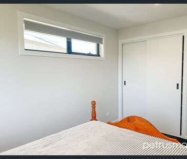 Fully Furnished Property on Amundsen - Photo 4