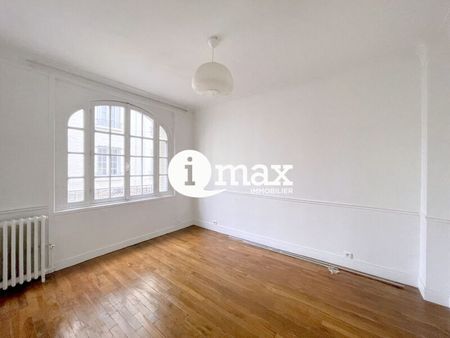 Location Appartement COURBEVOIE - - Photo 2