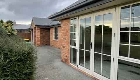 Low Maintenance & Great Location - Photo 1