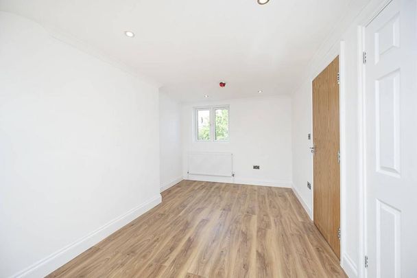 5 bedroom terraced house to rent - Photo 1
