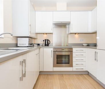 To Let 2 Bed Apartment - Photo 4