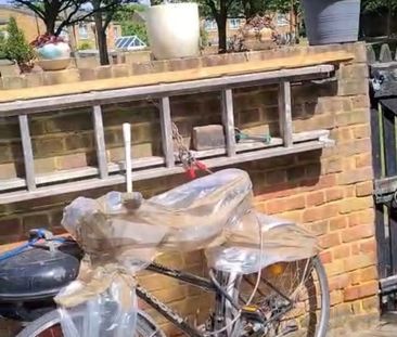 Room in a Shared House, Petergate, SW11 - Photo 5