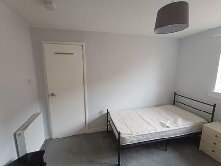Room in a Shared Flat, Landressy Place, G40 - Photo 4