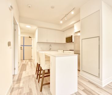 For Lease - 3250 Carding Hill Trail Unit# 232, Oakville, Ontario - Photo 2