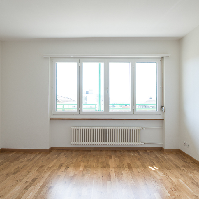 MODERNE WOHNUNG IM HERZEN VON GRENCHEN / 1. Nettomietzins GRATIS - Photo 1