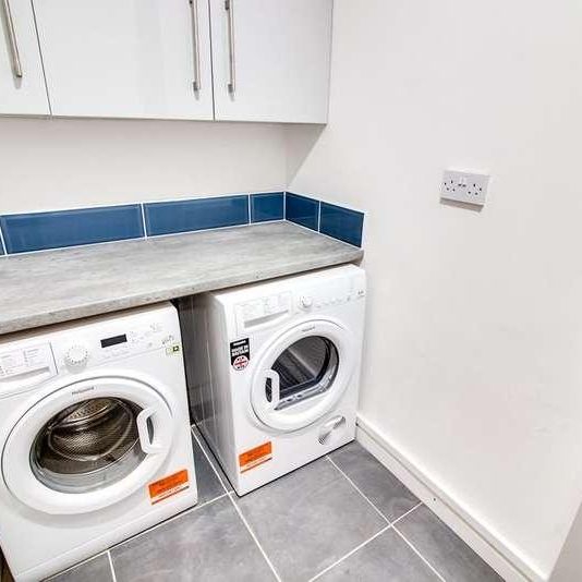 Broadfield Walk, Edgbaston, Birmingham, B16 - Photo 1