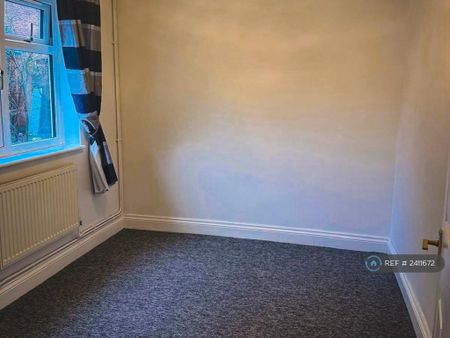 2 bedroom bungalow to rent - Photo 2