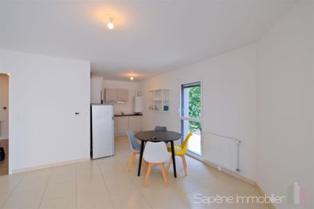 Location T3 MEUBLE Rennes Cimetiï¿½re de l'Est - Photo 2