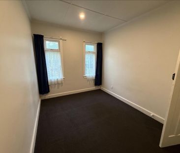 Tidy one-bedroom unit - Photo 5