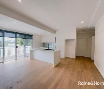 Wahroonga - Spacious 3 Bedroom Family Home to Let - Photo 4