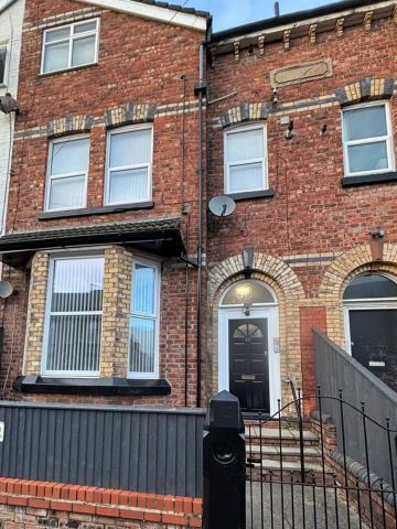 1 Bed Flat, Kremlin Drive, L13 - Photo 2