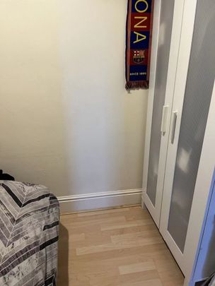 1 Bed Detached House, Stirling Road, B16 - Photo 1