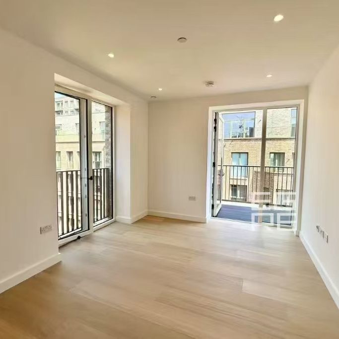 Claremont Road, NW2, London - Photo 1