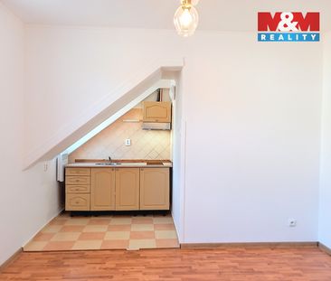 Pronájem bytu 1+1 v Lokti; 29 m - Fotografie 2