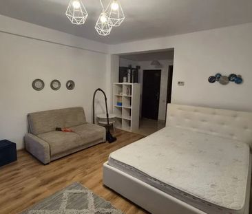 Aparatorii patriei parter cu gradina - Fotografie 1