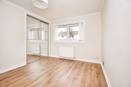 Maxwell Place, Kilsyth - Photo 2