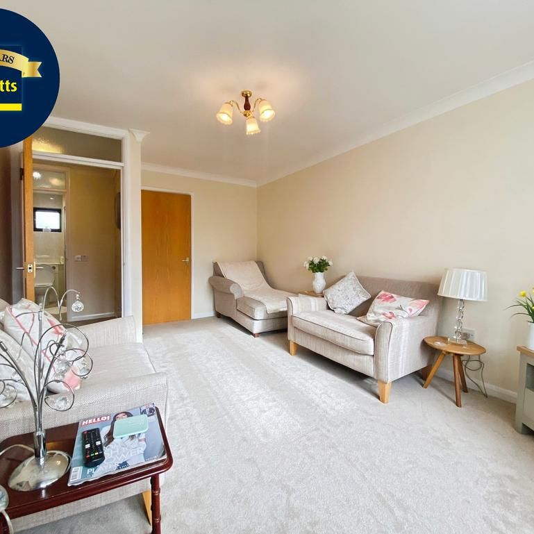 1 bedroom property to rent - Photo 1