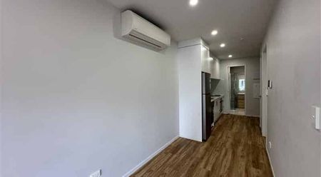 Great 1 Bedroom Apartment - Photo 4