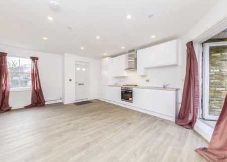 Church Lane, SW17 9PP, London - Photo 4