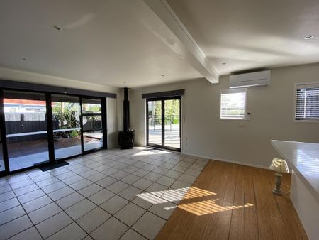 Property Management66 Tauhinu Road, Greenhithe - House for Rent - Photo 4