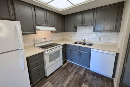 For Lease - 144 Queen Street Unit# 403, Clarington, Ontario - Photo 5