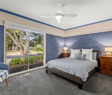 Tropical Coastal Retreat- includes pool and lawn maintenance - Photo 6