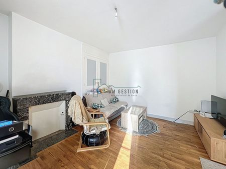 Location Appartement 6 pièces 105m² - Photo 3