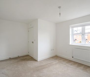 4 bedroom detached house to rent - Photo 5