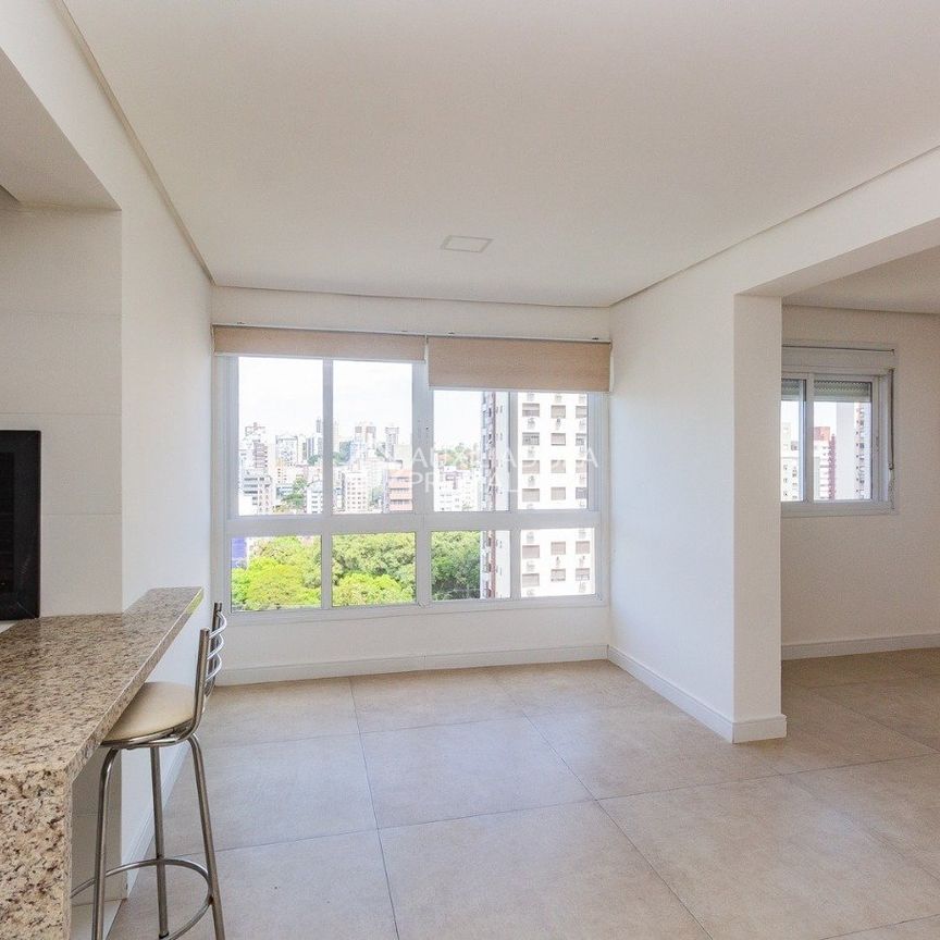 Apartamento com 2 quartos e 73m² para alugar em Passo da Areia, Porto Alegre. - Foto 1