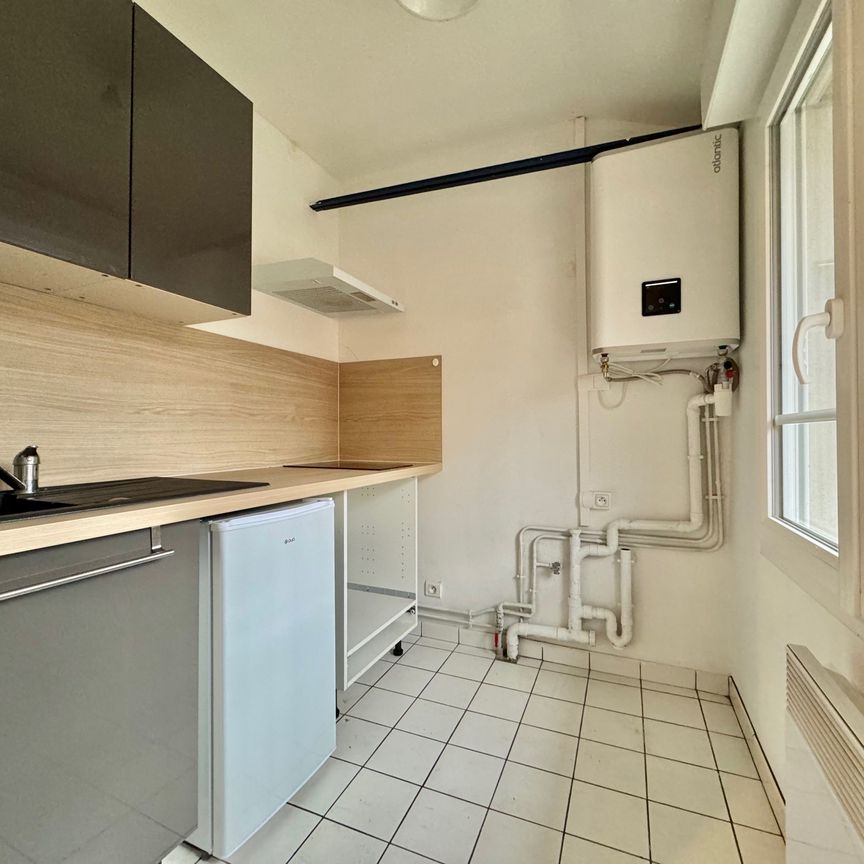 STUDIO - PROCHE GARE BEAUVAIS - Photo 1