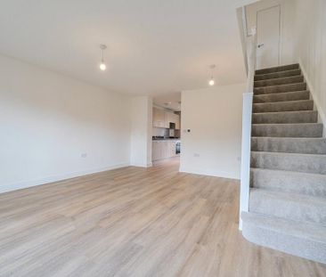 2 bedroom detached house to rent - Photo 2