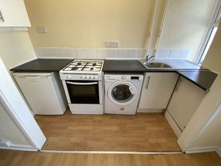 £800 PCM, Furnished One Bedroom First Floor Flat in Partridge Road, Roath, Cardiff, CF24 3QW - Photo 5
