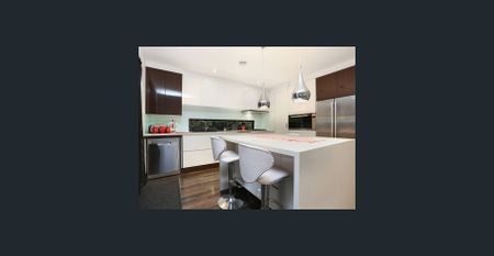 Designers 4 Bedroom House - Sunshine West, Vic - Photo 5