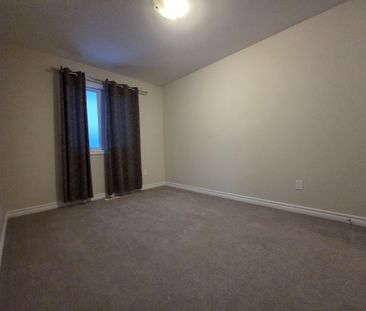 For Lease - 503 Via Mattino Way, Barrhaven, Ontario - Photo 2