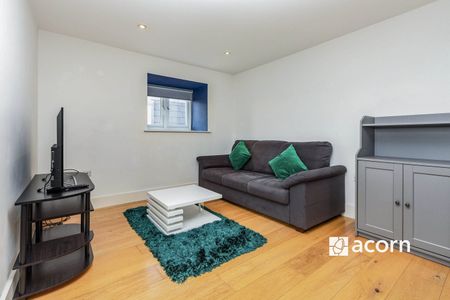 Flat to rent - Mowll Street, London, SW9 - Photo 3