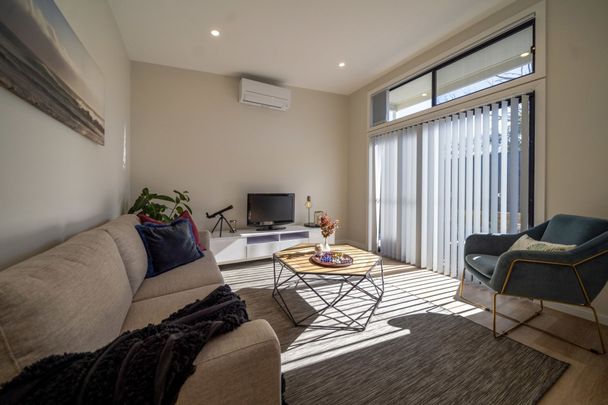 Near New Flat! - Photo 1