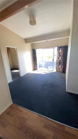 1 Bedroom Unit plus study - Close to Town - Photo 4